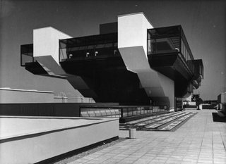Illustration for article titled These Futuristic Buildings Reveal the Soviets' Vision for Tomorrow